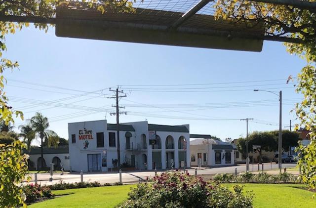 El Toro Motel Numurkah Eksteriør bilde